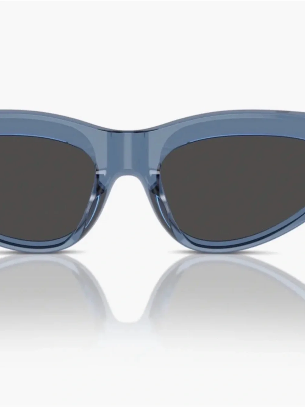 Burberry cat eye